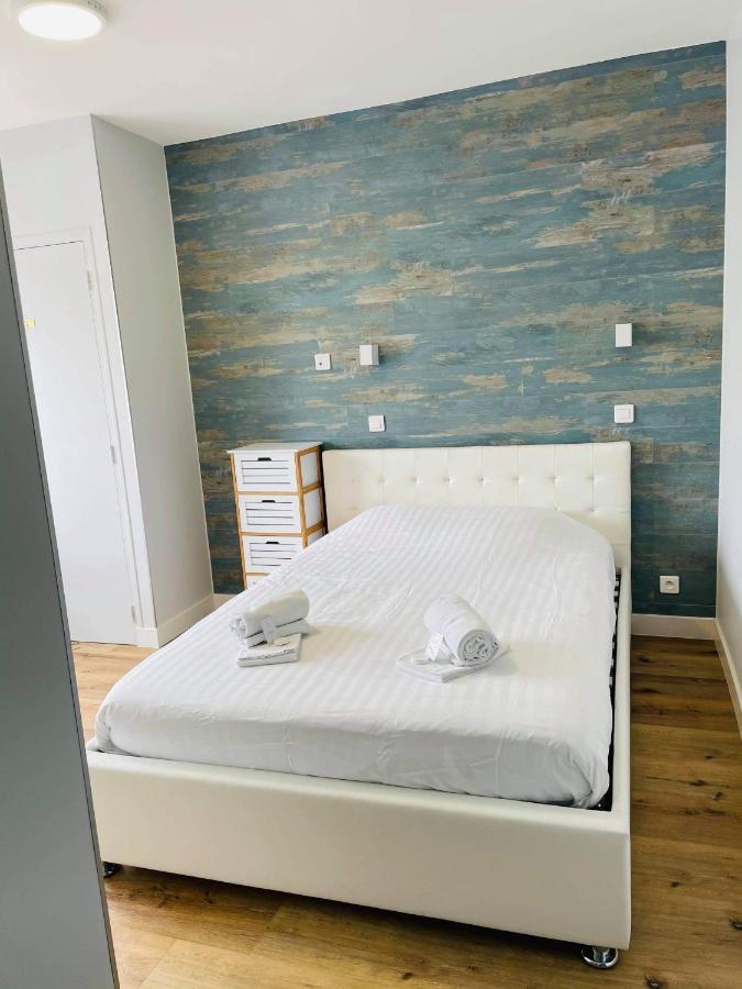Hotel De La Plage Quineville Екстер'єр фото
