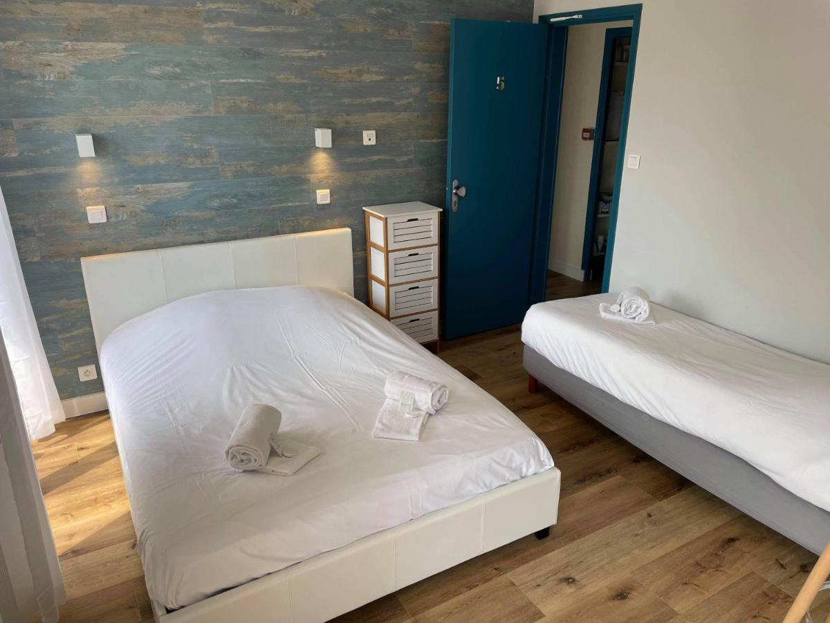 Hotel De La Plage Quineville Екстер'єр фото