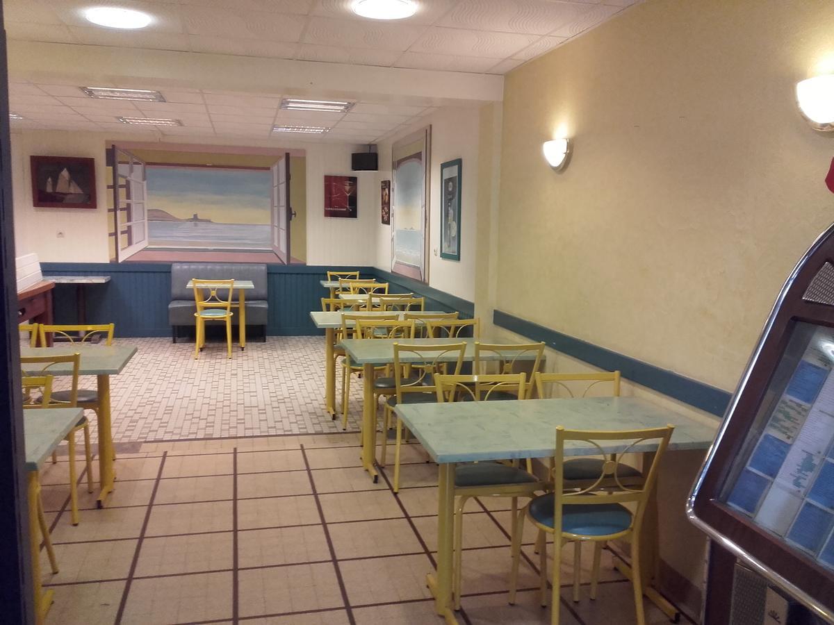 Hotel De La Plage Quineville Екстер'єр фото